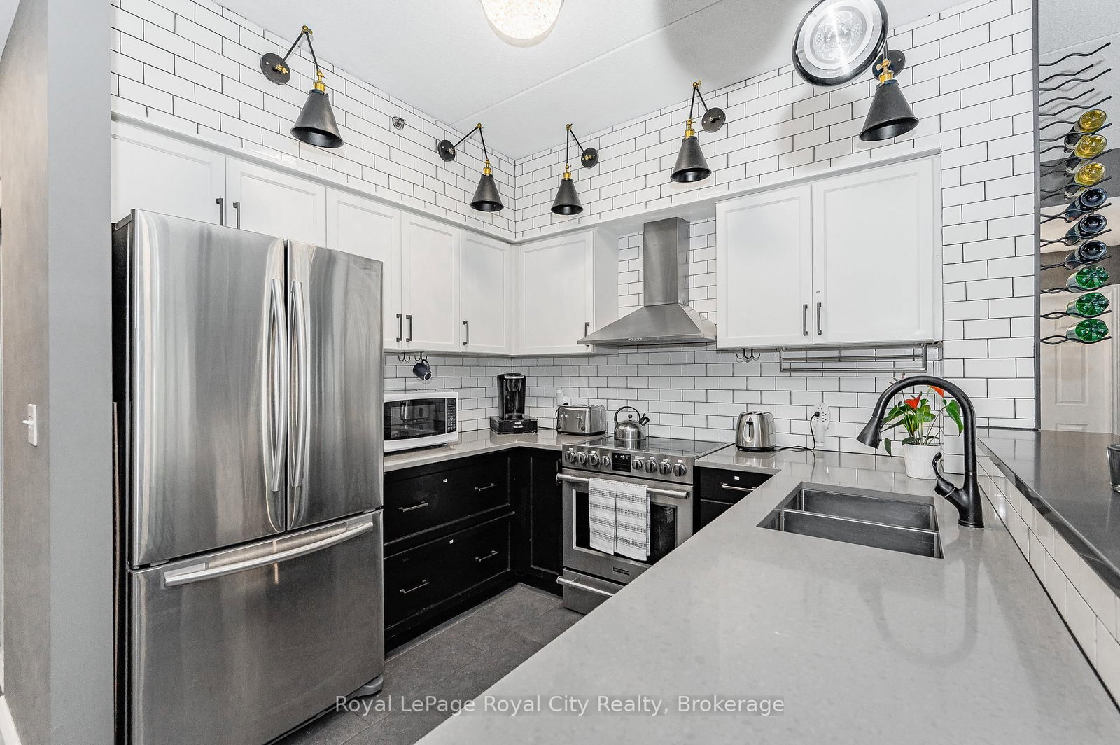 308 N Watson Parkway • #102 • Guelph, ON photo 6