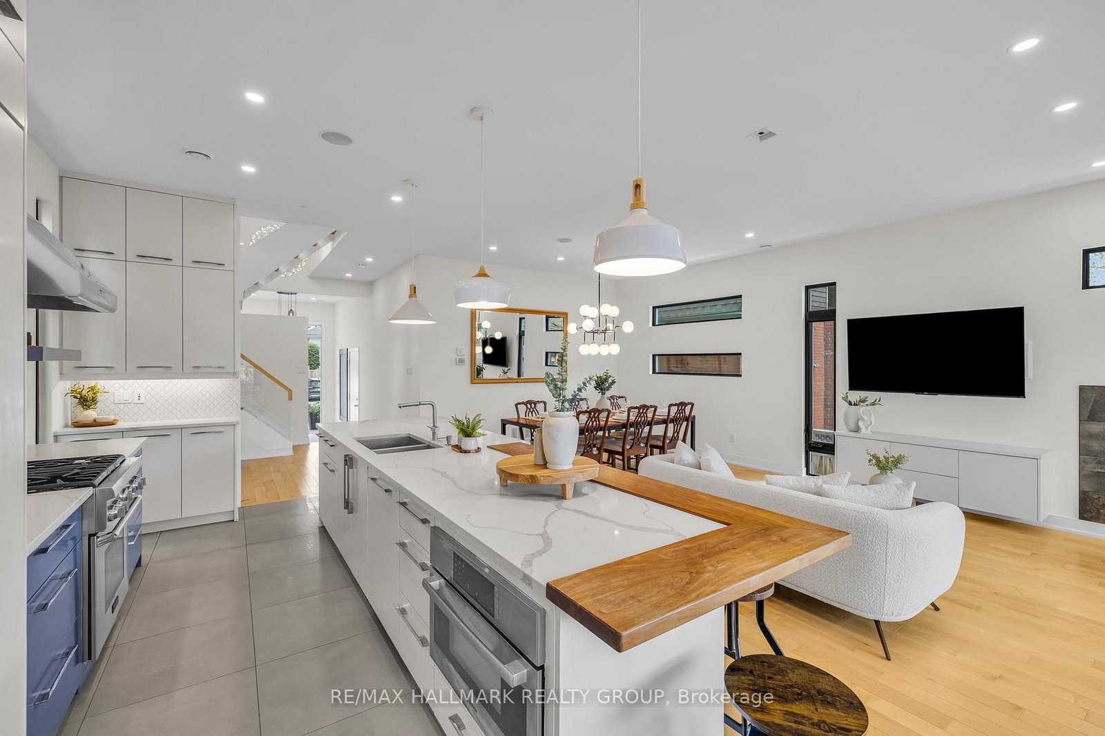 92 Grange Avenue • Ottawa, ON photo 11