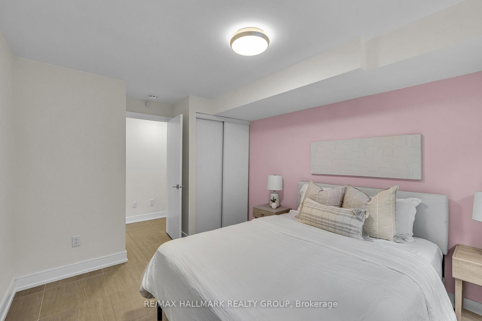92 Grange Avenue • Ottawa, ON photo 38