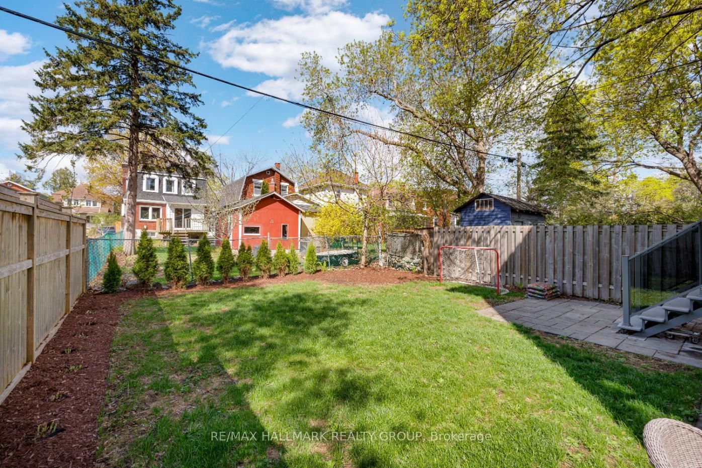 92 Grange Avenue • Ottawa, ON photo 42