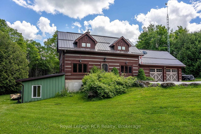113 Crawford Rd, Chatsworth, Ontario