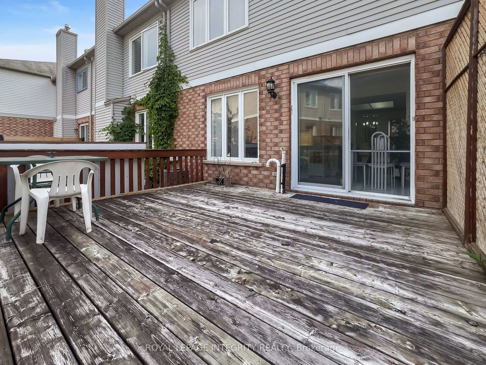 7 Westpointe Crescent • Ottawa, ON photo 35