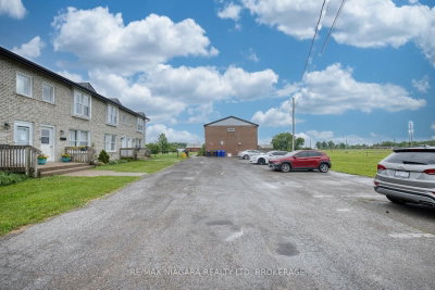 252 Bertie Street • #1 • Fort Erie, ON photo 2