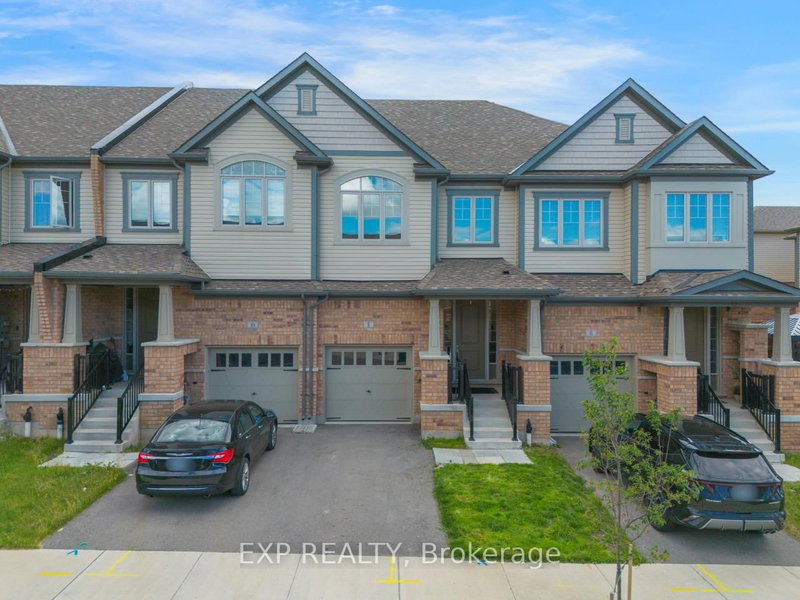 8 Roywood Street