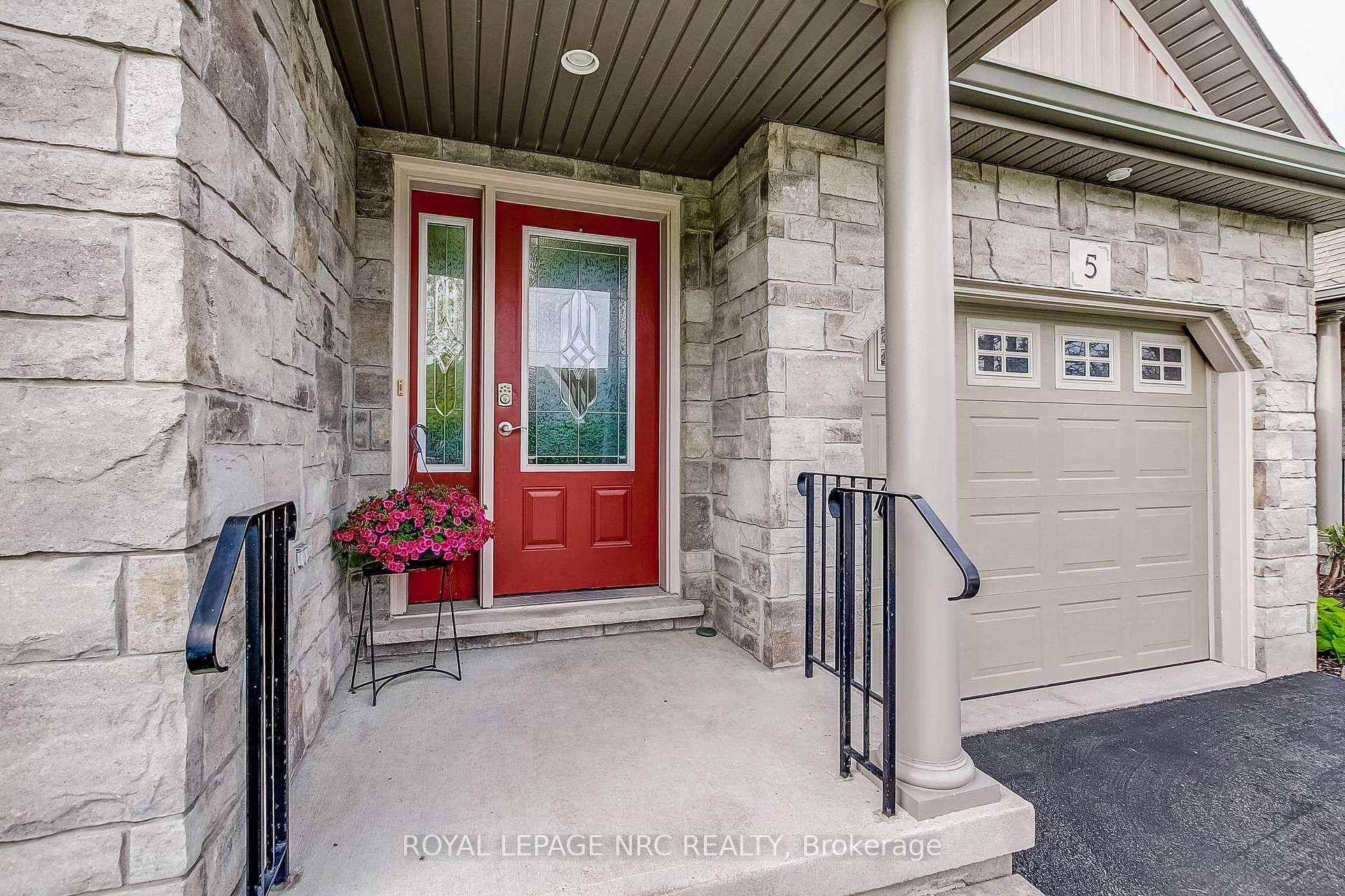 5 Rose Glen Crescent