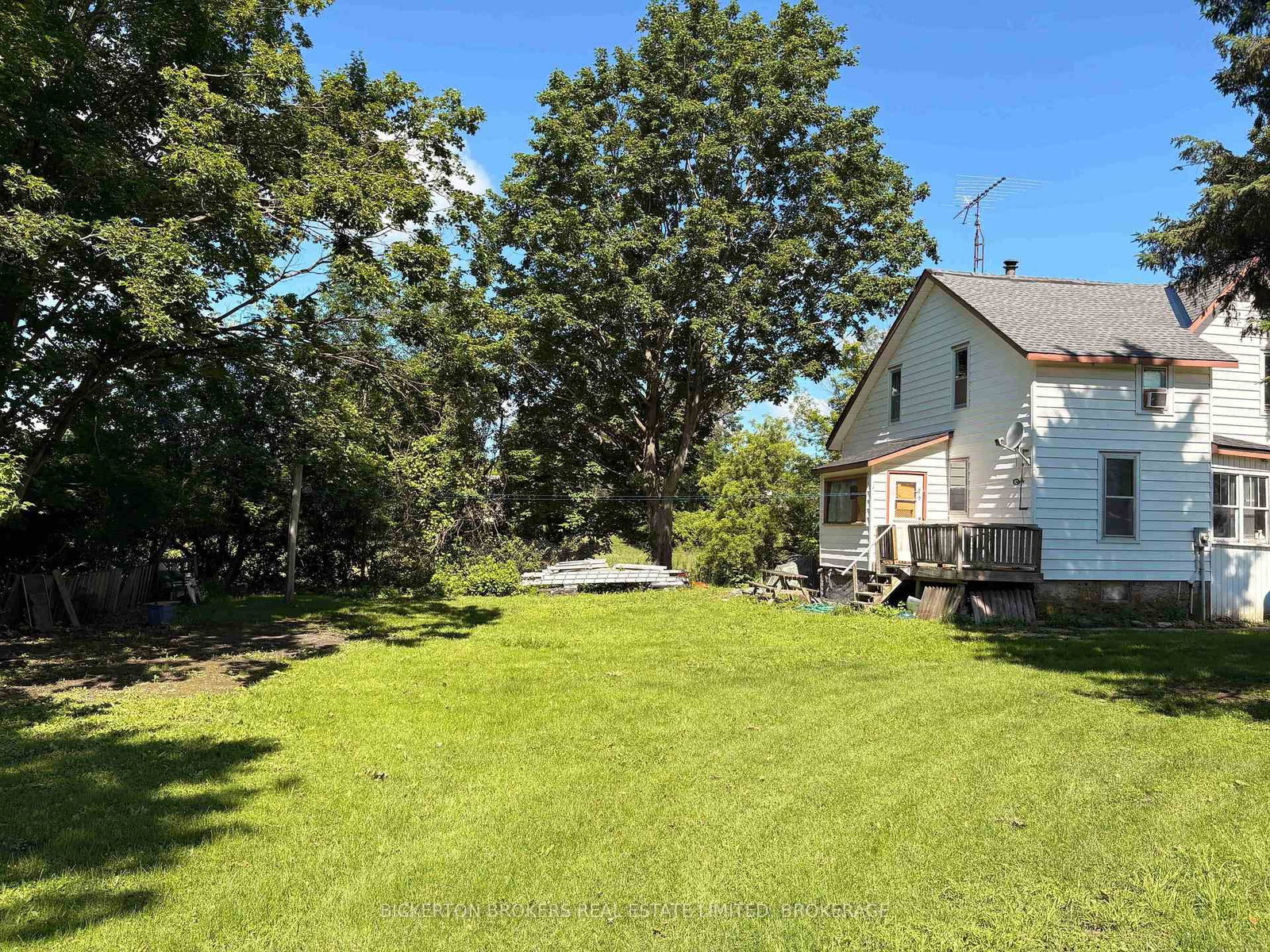 Listing Image 7