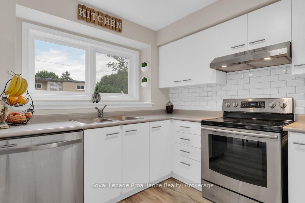 9 Progress Avenue • #16 • Belleville, ON photo 11