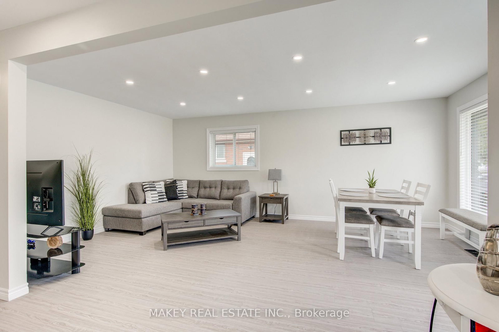 69 Clarke Street N • Woodstock, ON photo 10