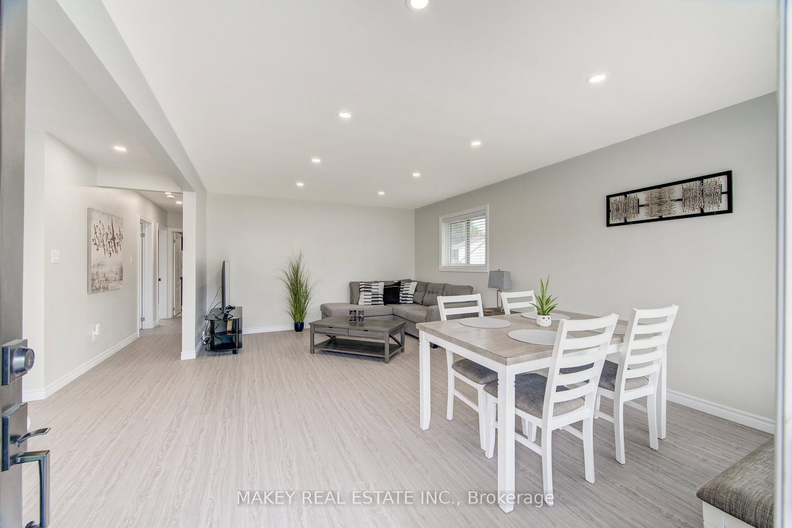 69 Clarke Street N • Woodstock, ON photo 6