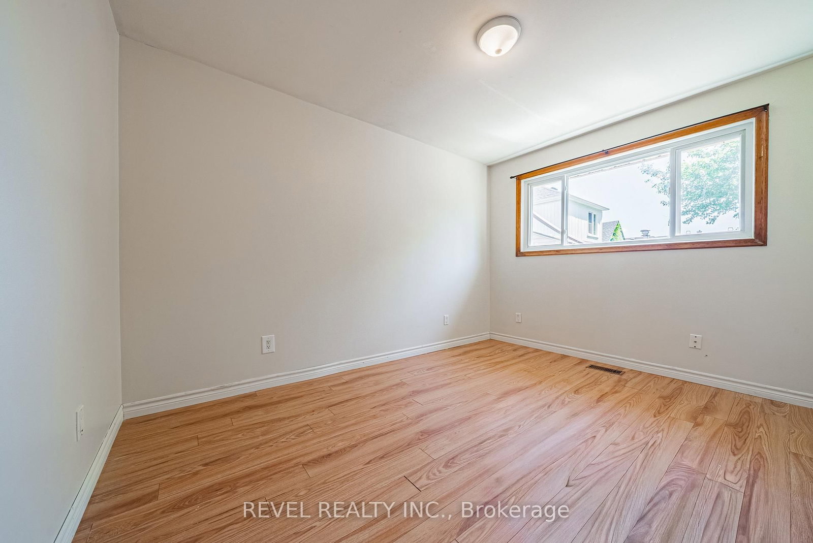 146 superior Street • Brantford, ON photo 11