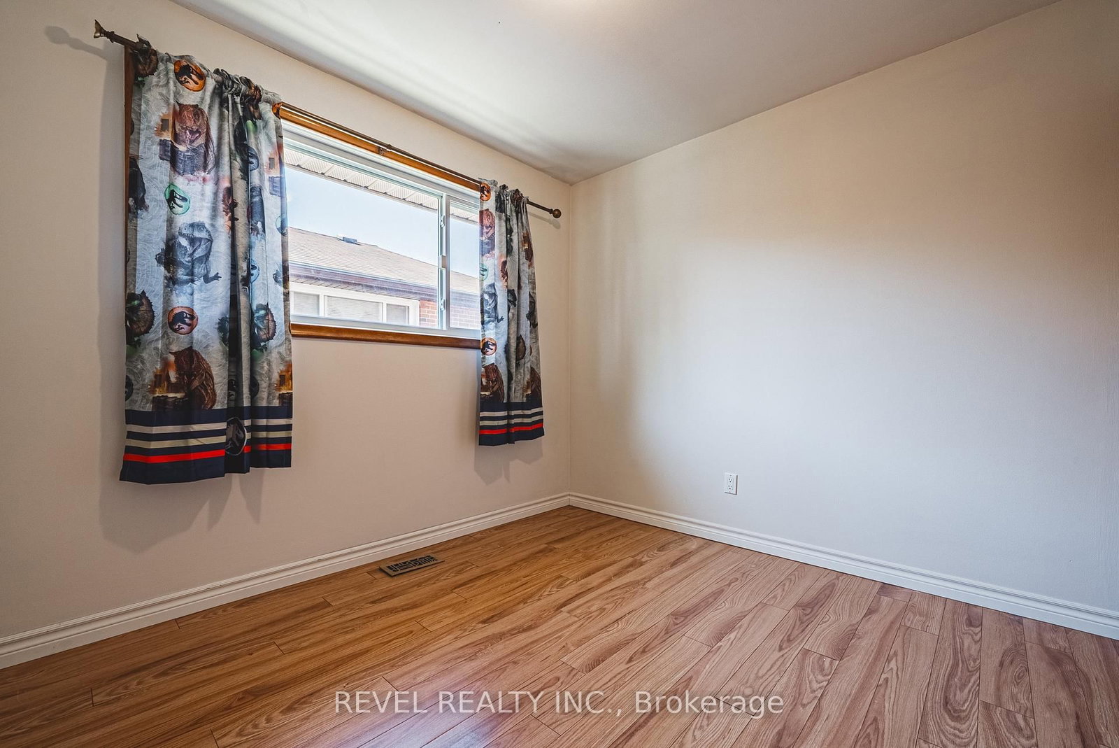 146 superior Street • Brantford, ON photo 6