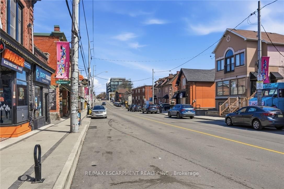 390 W Hunter Street • Hamilton, ON photo 42