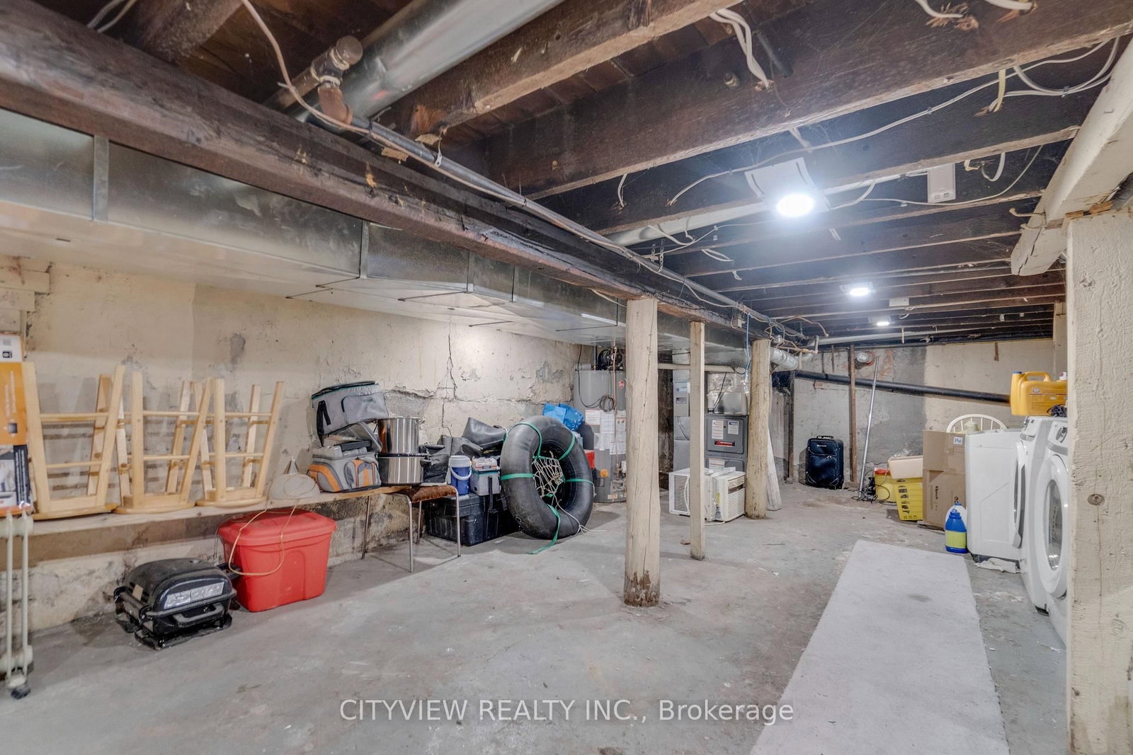 382 Beach Road • Hamilton, ON photo 34