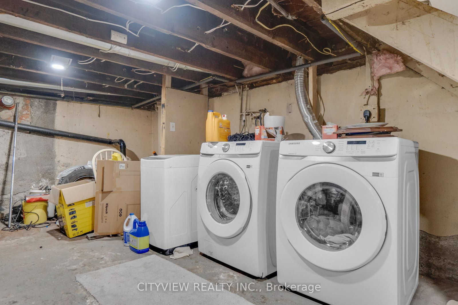 382 Beach Road • Hamilton, ON photo 35