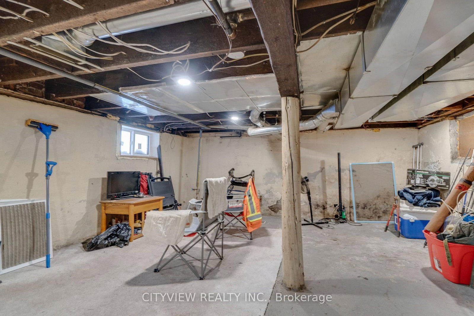382 Beach Road • Hamilton, ON photo 36