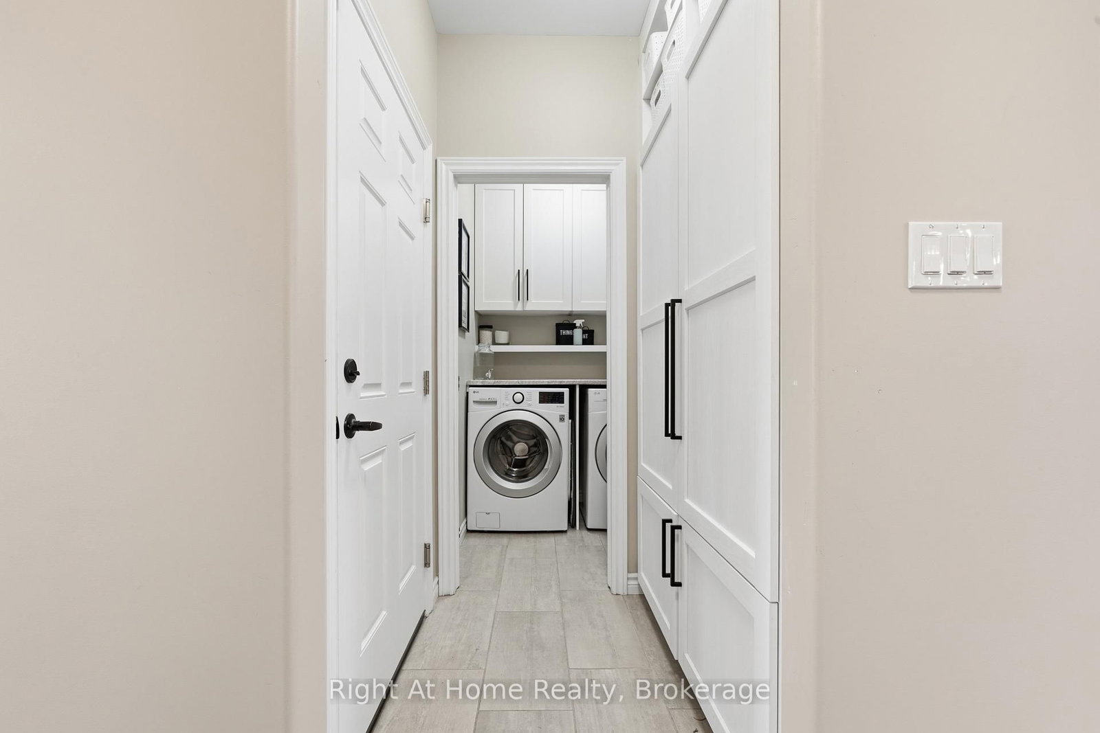 27 Redwood Drive • Belleville, ON photo 21