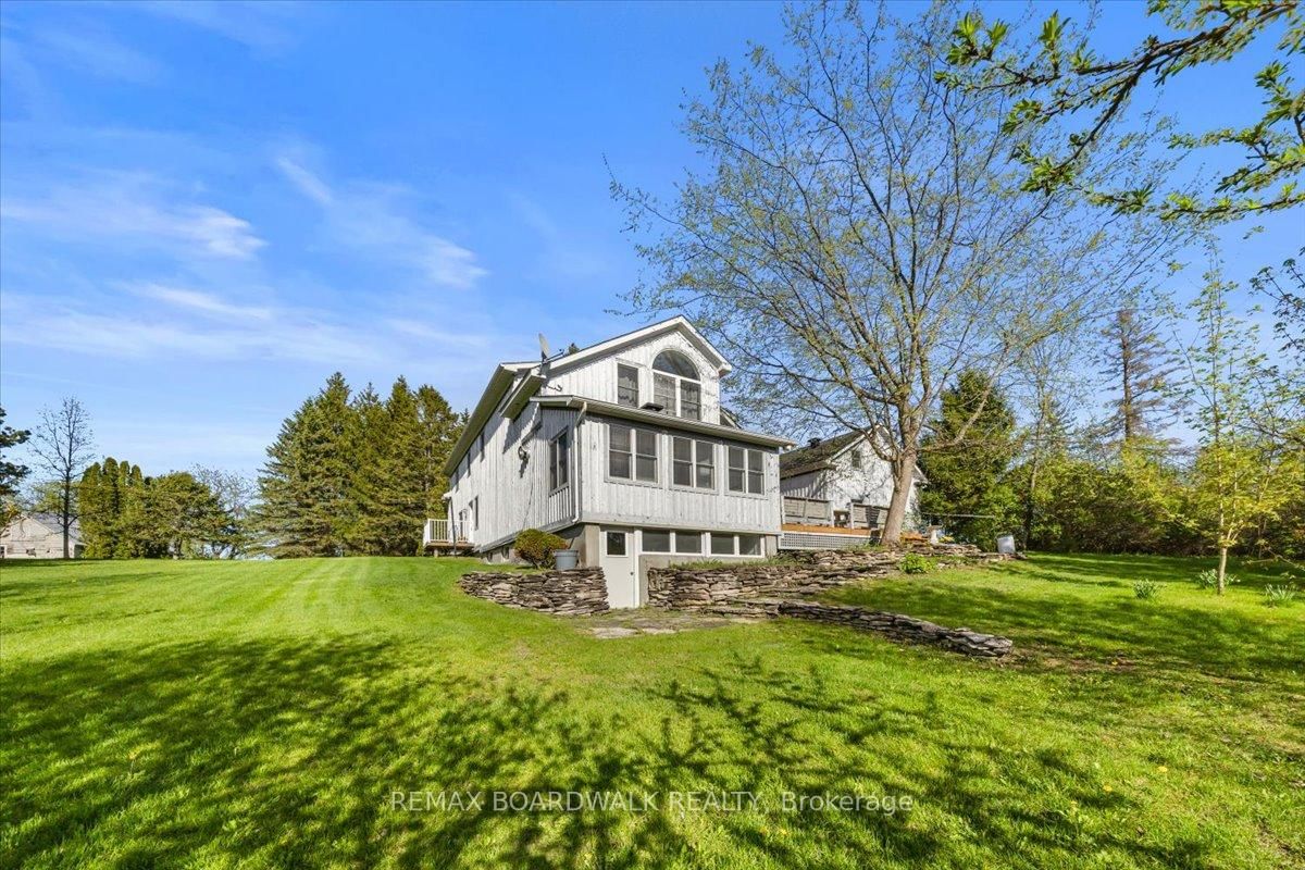 2464 Scrivens Drive • Metcalfe, ON photo 38