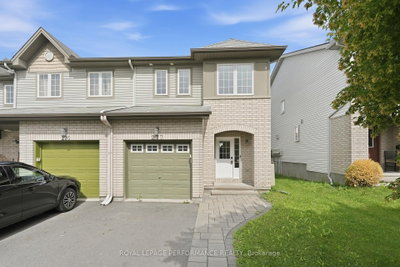 277 Rolling Meadow Crescent