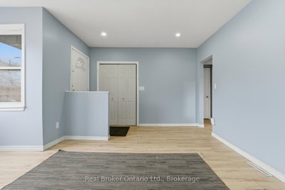 880 Lawrence Hamilton,ON L8K 2A3 — Photo 13