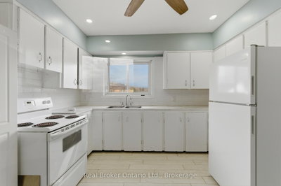 880 Lawrence Hamilton,ON L8K 2A3 — Photo 16