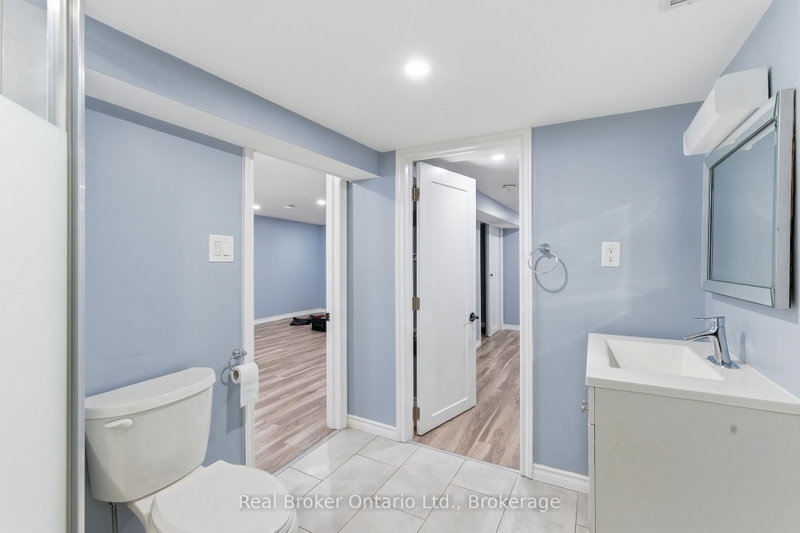 880 Lawrence Hamilton,ON L8K 2A3 — Photo 36