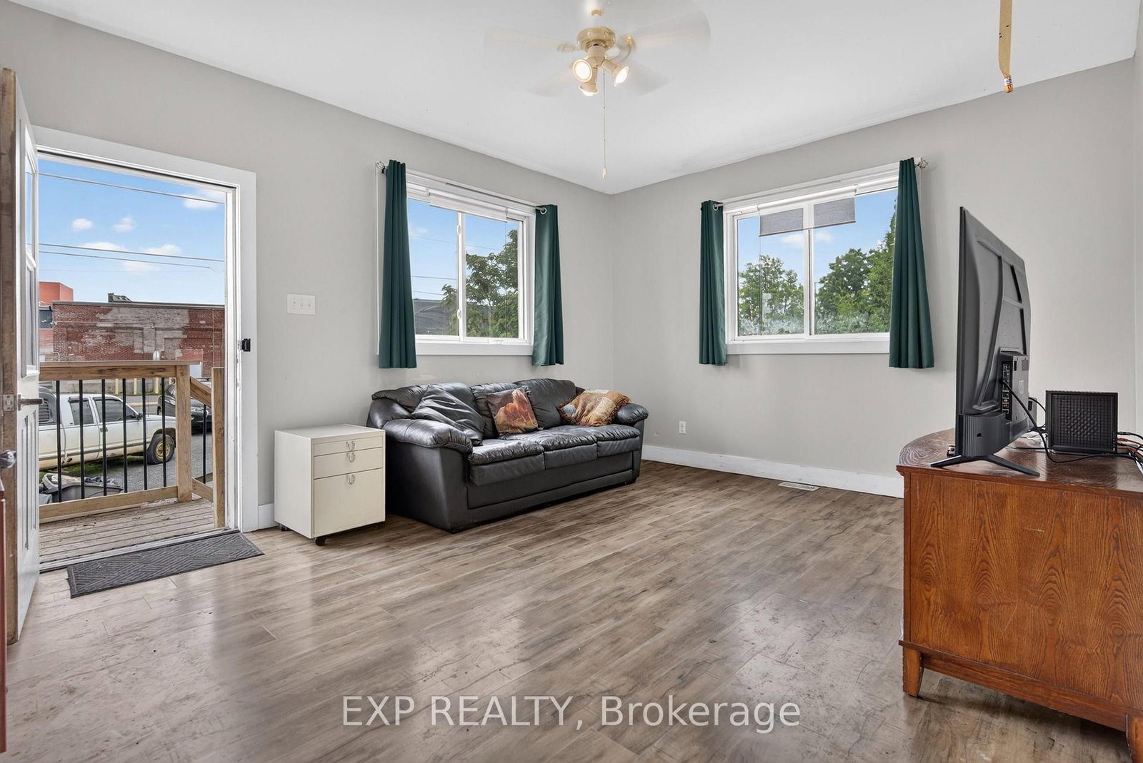150 Main Street N • North Dundas, ON photo 6