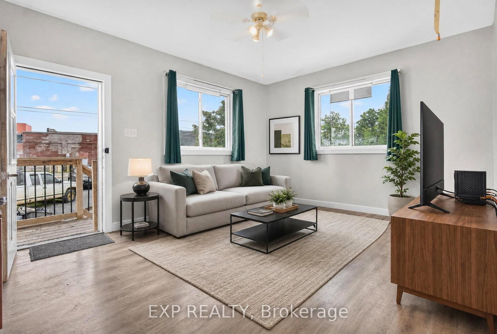 150 Main Street N • North Dundas, ON photo 8