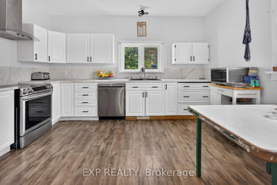 150 Main Street N • North Dundas, ON photo 9