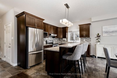 21 Brown Street • Stratford, ON photo 9
