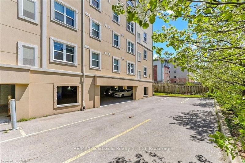 203 - 271 Lester Street