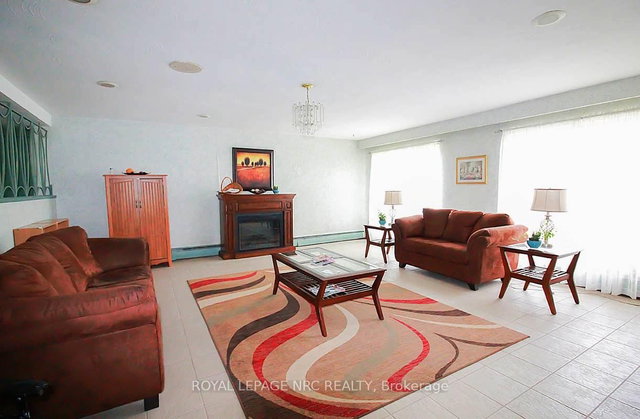 302 - 485 Thorold Road
