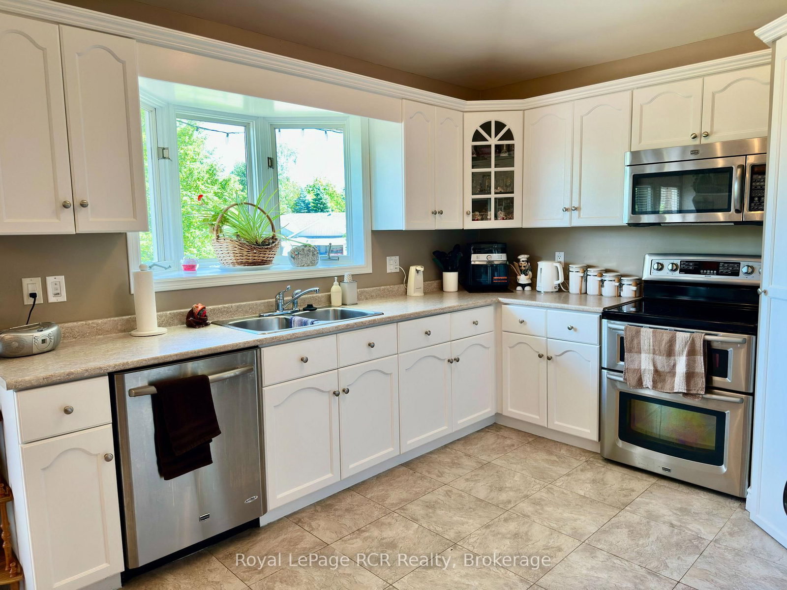 238 4th Street Crescent • Hanover, ON photo 22