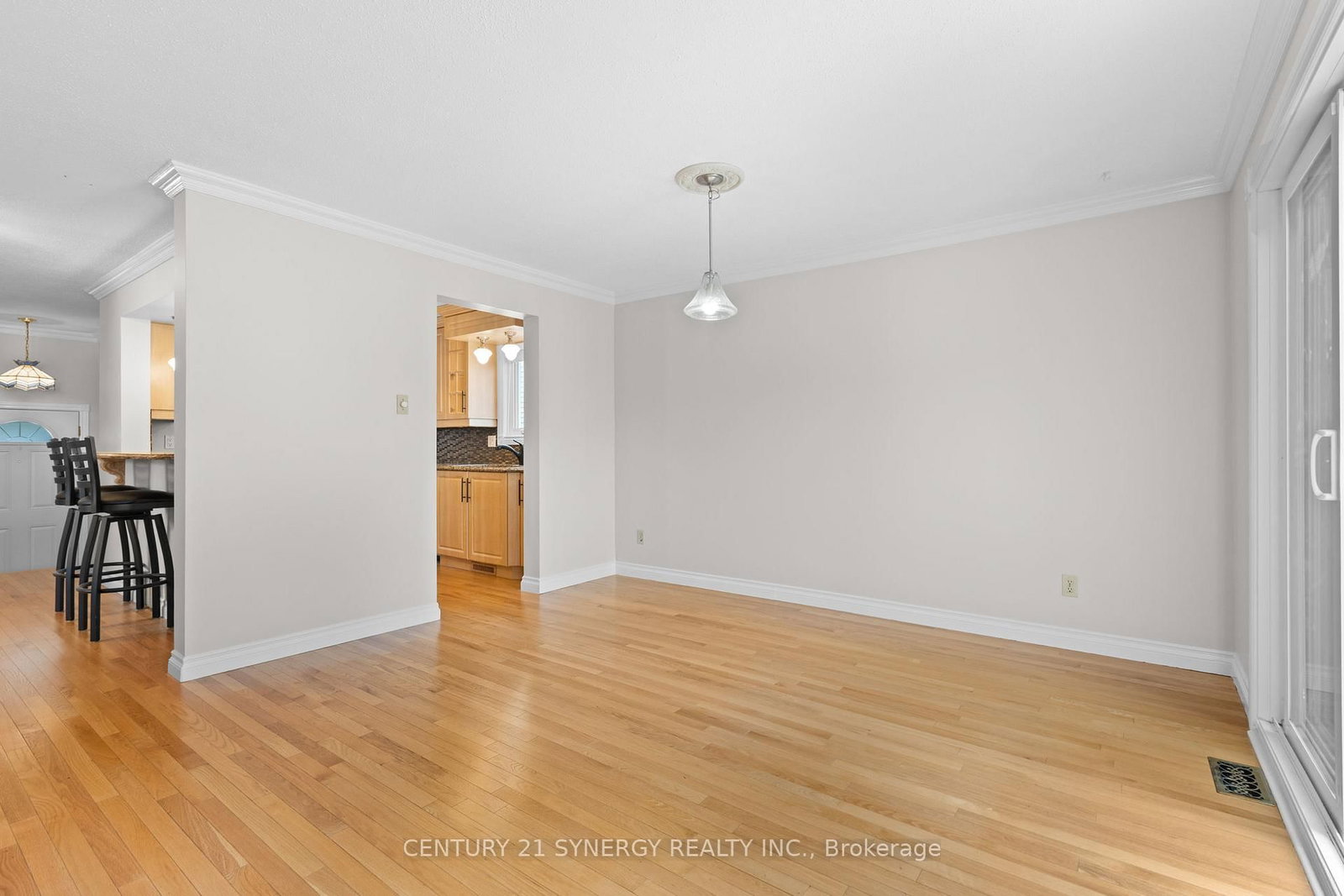 1626 Prestwick Drive • Orleans, ON photo 14