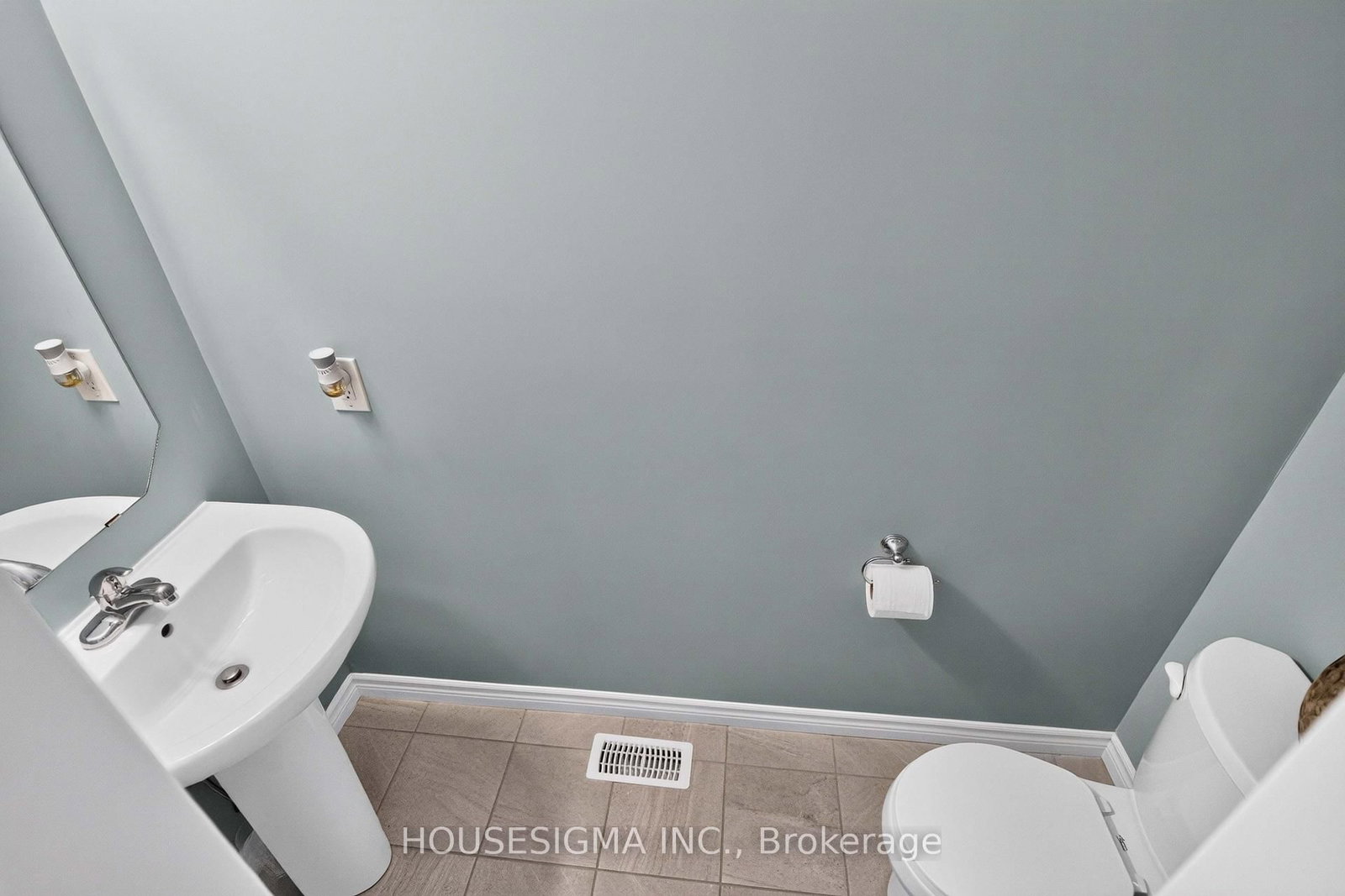 390 Buckthorn Drive • Kingston, ON photo 20