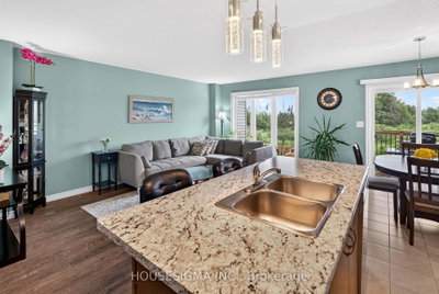 390 Buckthorn Drive • Kingston, ON photo 5