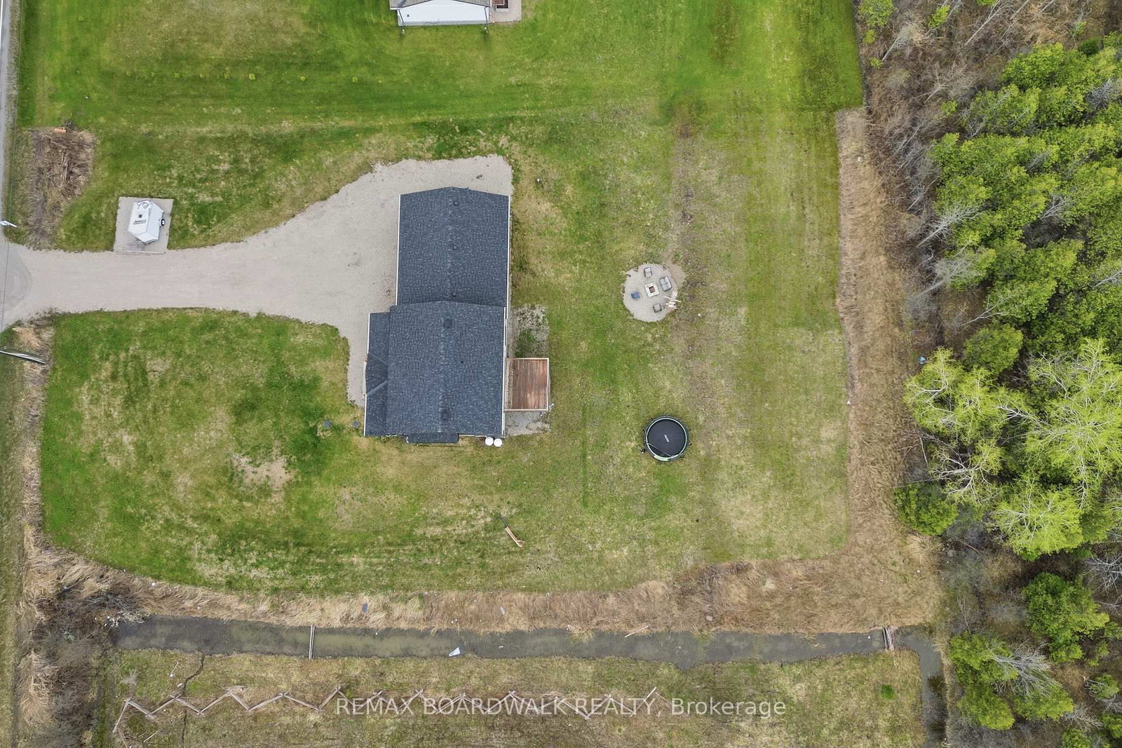 447 Churchill Road • Smiths Falls, ON photo 35
