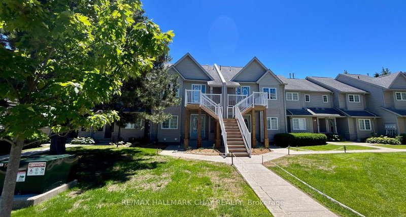 home for lease on 16-162 Settlers Way