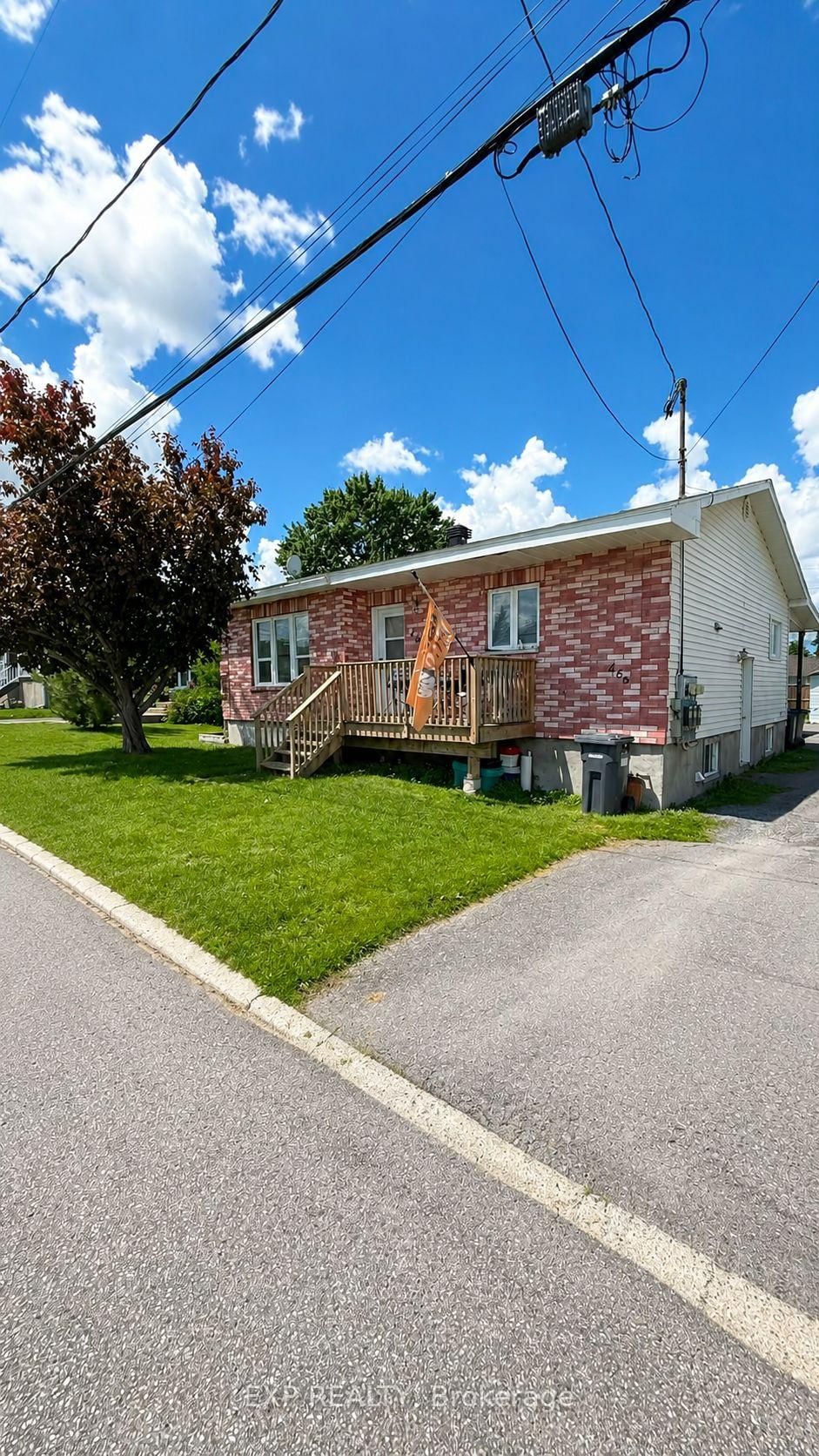 466-468 Catherine Street • Hawkesbury, ON photo 1