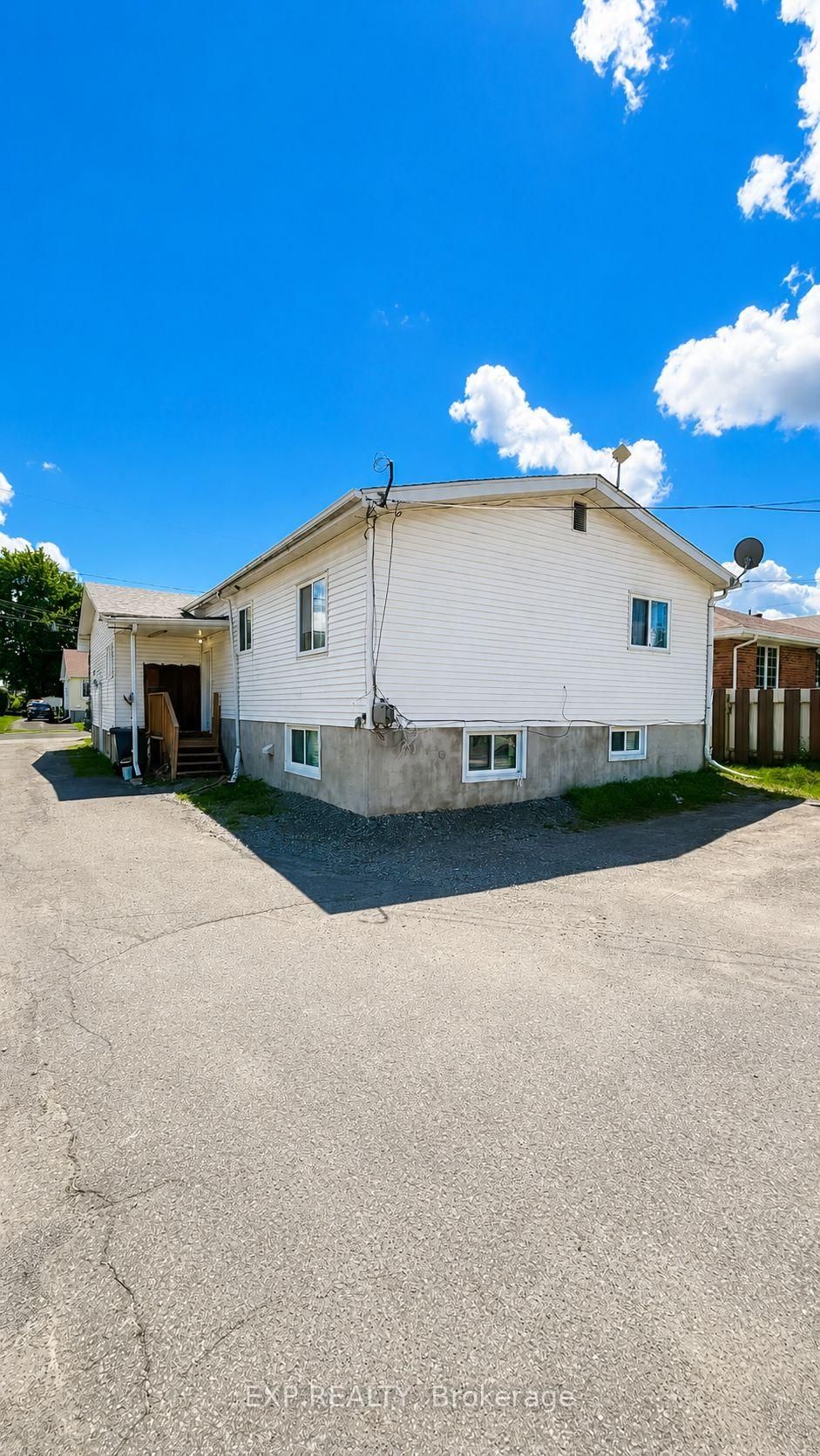 466-468 Catherine Street • Hawkesbury, ON photo 5