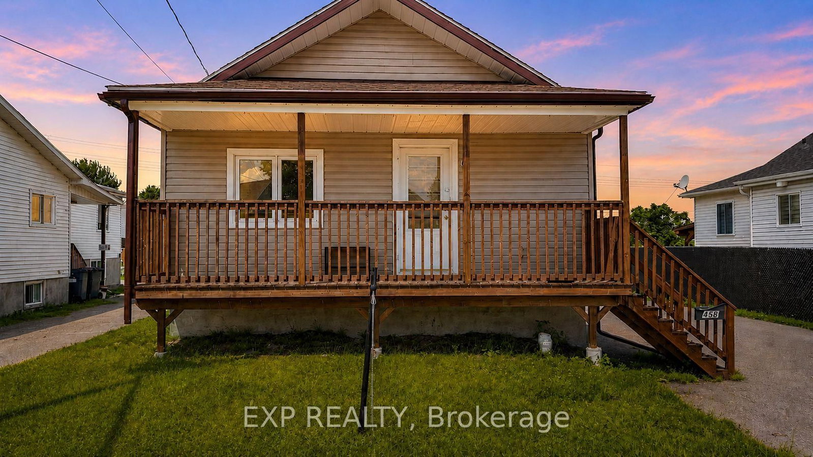 458 Catherine Street • Hawkesbury, ON photo 2