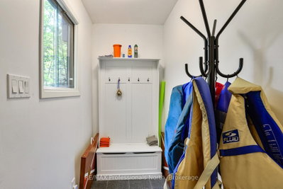 1019 Springdale Shores PVT • Bracebridge, ON photo 9