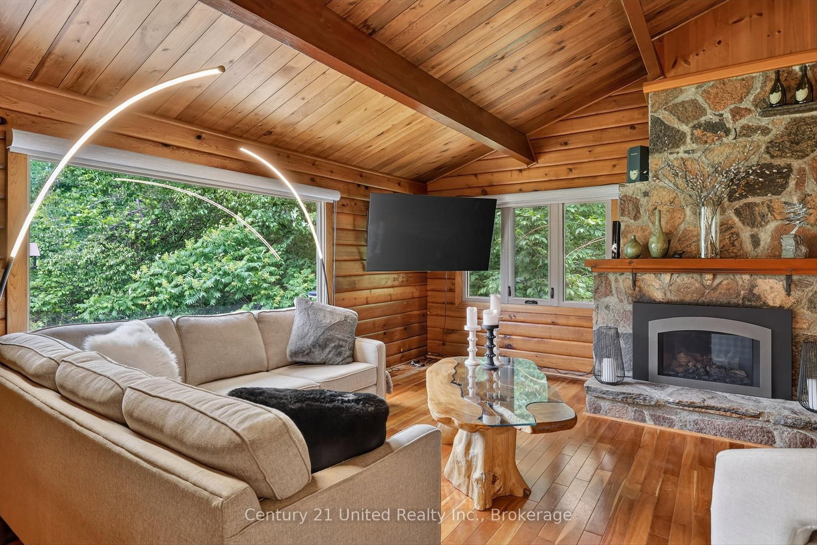 3400 Juniper Point Road • Selwyn, ON photo 16