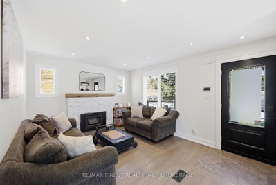 258 College Street • Kingston, ON photo 8