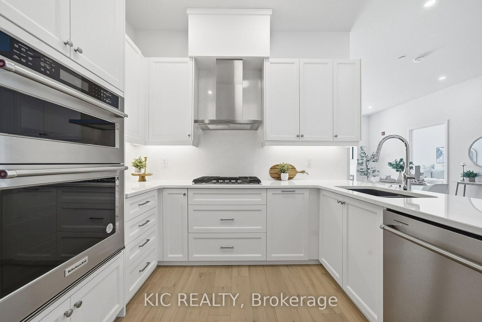 99 Louisa Street • #210 • Kawartha Lakes, ON photo 11
