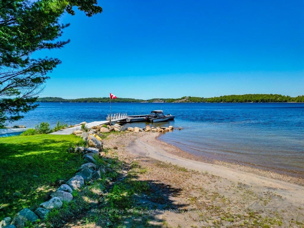 25 Island 20C • Carling, ON photo 42