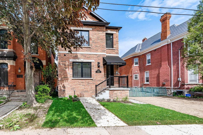 home for lease on 1A-36 Grant Avenue