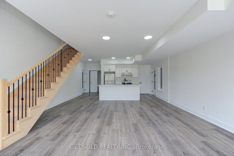 12 - 6701 Thorold Stone Road