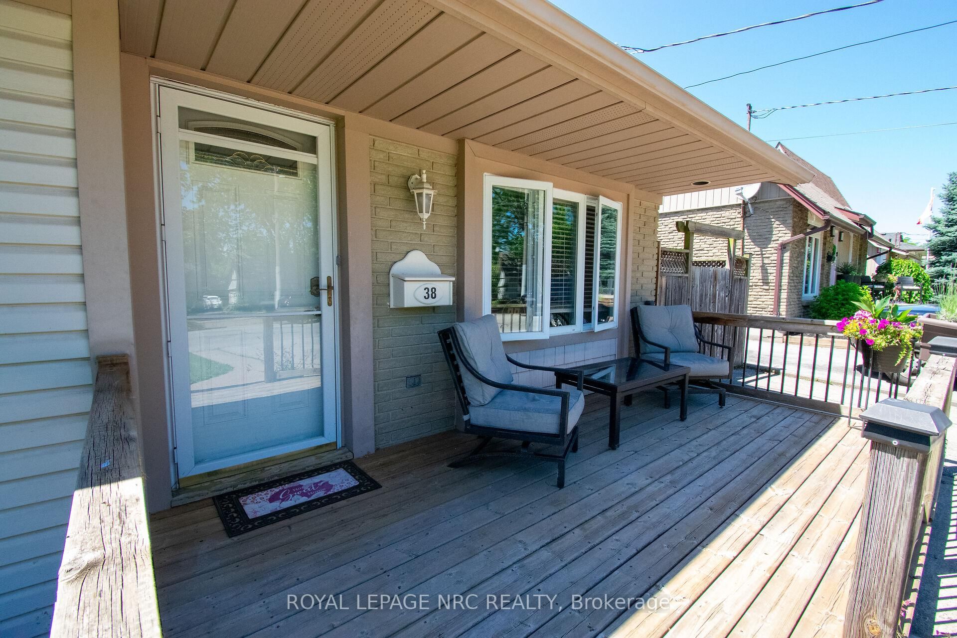38 Carriage Road
