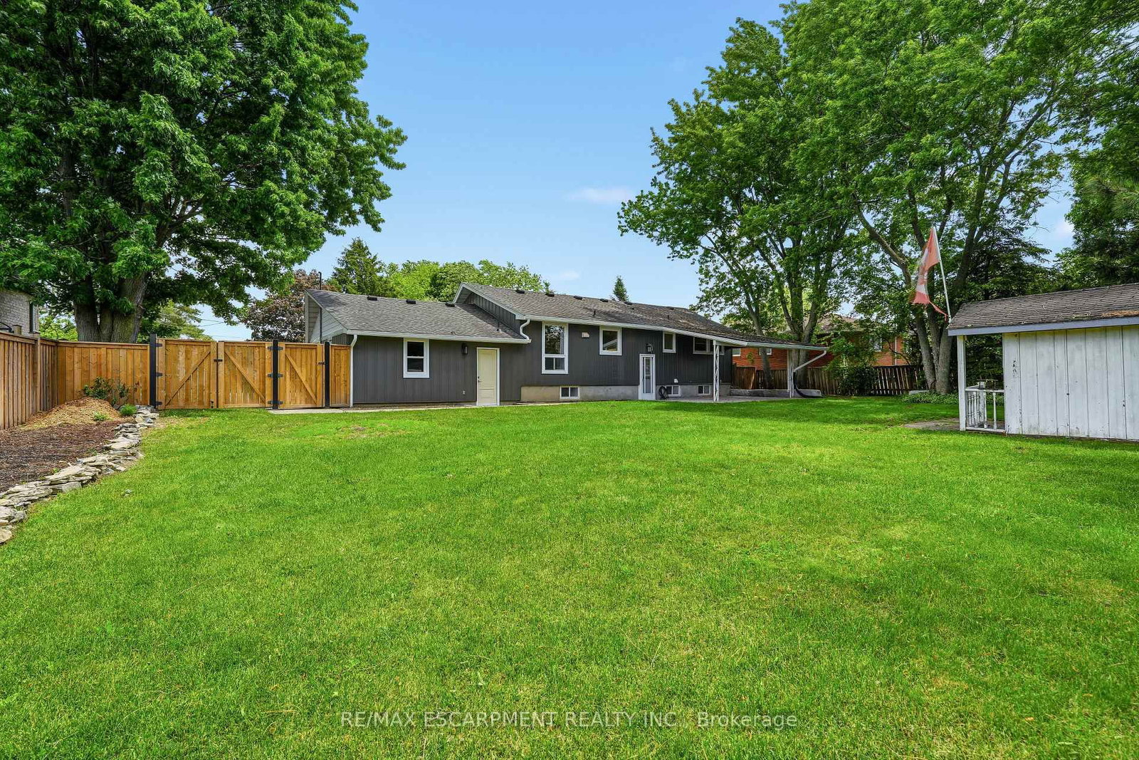 99 Byron Avenue • Hamilton, ON photo 35