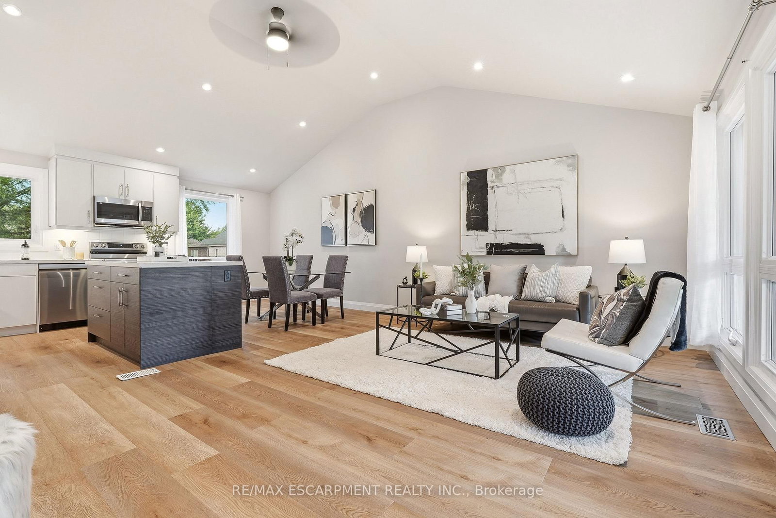 99 Byron Avenue • Hamilton, ON photo 5